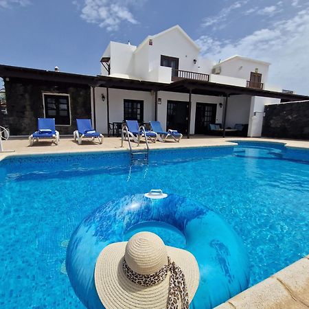 Villablanca Mar Heated Private Pool In A Charming Retreat Of Serenity Playa Blanca  Exterior photo
